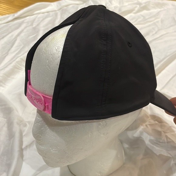 Ivivva hat - Picture 11 of 12